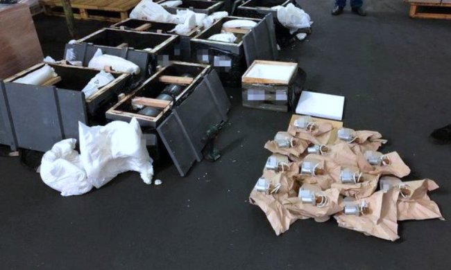 Нелегальный товар. Фото: ubr.ua