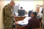 Представник ТЦК Фото: скріншот YouTube-відео