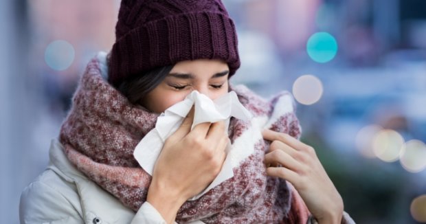 Ученые сообщили невероятные методы для профилактики простуды в осенний период