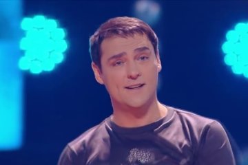 Юрий Шатунов перенес операцию на лице, врачи борются за челюсть