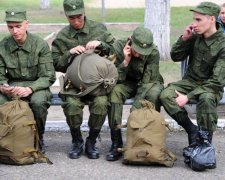 В аннексированном Крыму во всю идет призыв на службу в армию РФ