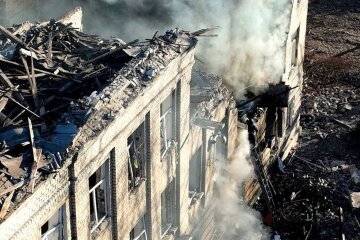 Зруйнований будинок армією рф. Фото: Нацполіція України