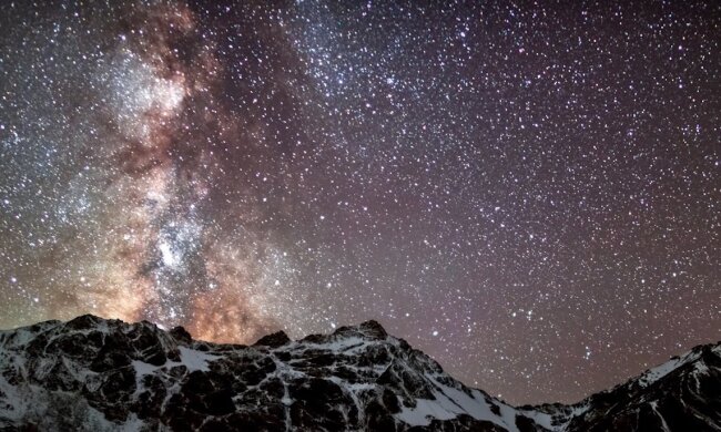 Зоряне небо. Фото: YouTube, скрін