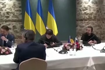 Делегация Украины и рф. Фото: скриншот YouTube-видео
