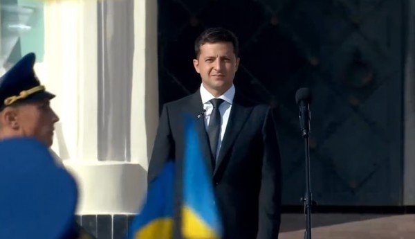 Зеленский довел украинцев до слез и мурашек: торжественная речь президента войдет в историю