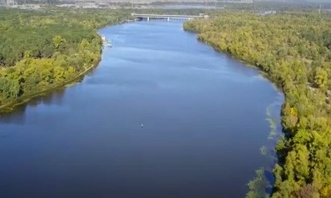 Река Днепр. Фото: скриншот YouTube