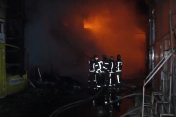 Пожар на "Барабашово". Фото: скриншот Youtube-видео