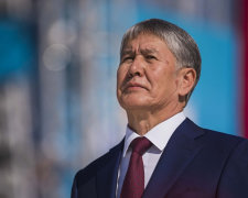 Экс-президент Кыргызстана лично взял оружие и открыл огонь по спецназу. Подробности
