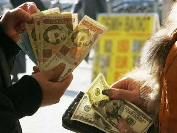 Гривна по отношению к доллару укрепится еще больше. Фото из открытых источников