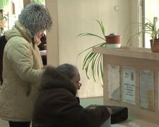 Українцям роздадуть майже по тисячі гривень: документи приймають уже з 1 грудня, подробиці