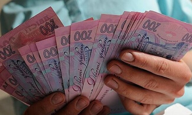 В Украине увеличат пенсии для детей с инвалидностью. Фото: скриншот Youtube-видео