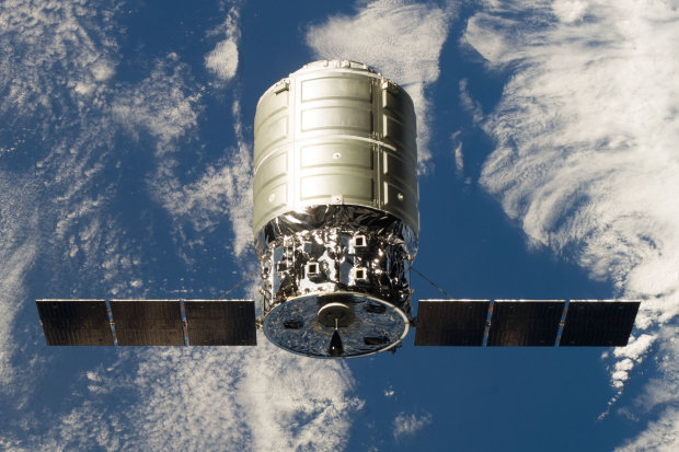 Доставит на МКС тонны груза: ракета украино-американского производства вывела на орбиту корабль