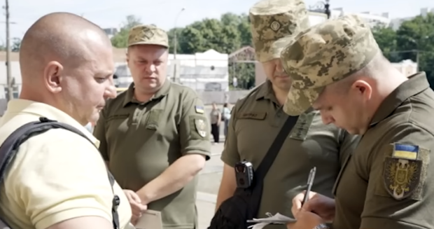 Міністр оборони Шмигаль зробив різку заяву про мобілізацію. Фото: YouTube