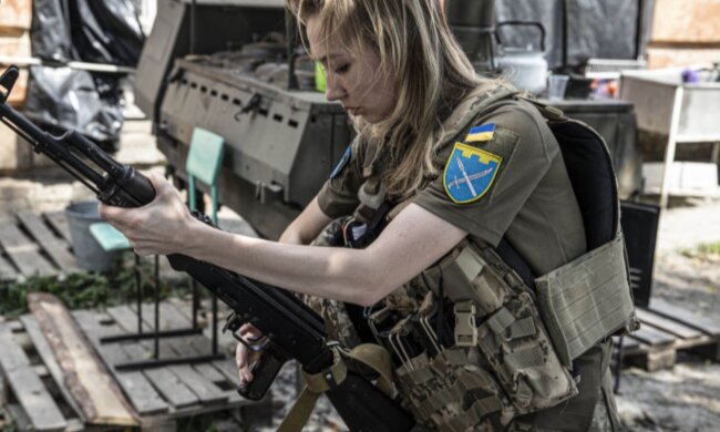 Військовий облік жінок, зняття з обліку, жінки військовослужбовиці. Фото: Telegram