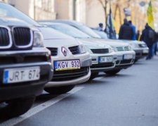 Стало известно, что будет с "евробляхами": смогут ли украинцы после Нового года покупать доступные авто