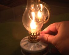 Керосиновая лампа. Фото: скриншот YouTube-видео