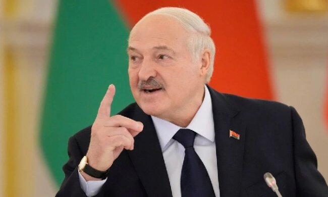 Лукашенко спілкується з пресою на полях саміту Євразійського економічного союзу в Астані