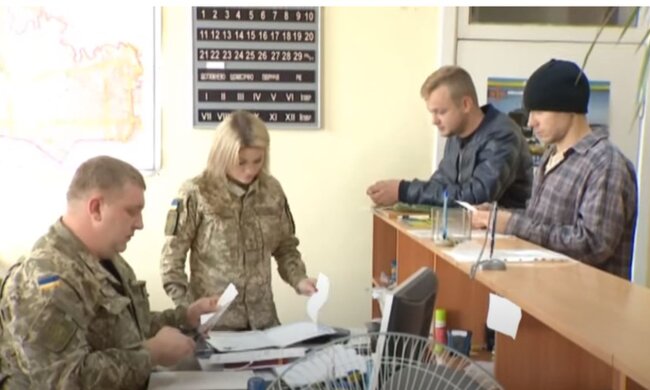 Батьки, готуйтесь: в ТЦК повідомили про військовий облік підлітків - що починається