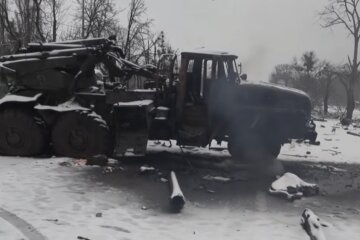 Разбитая техника РФ. Фото: скриншот YouTube-видео