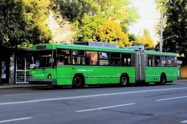 В Киеве транспорт изменит маршруты надолго: известна причина и схема движения