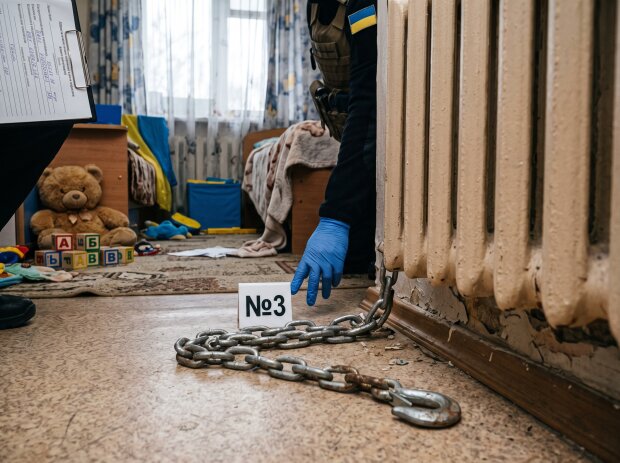 ланцюг батарея квартира поліція дитина