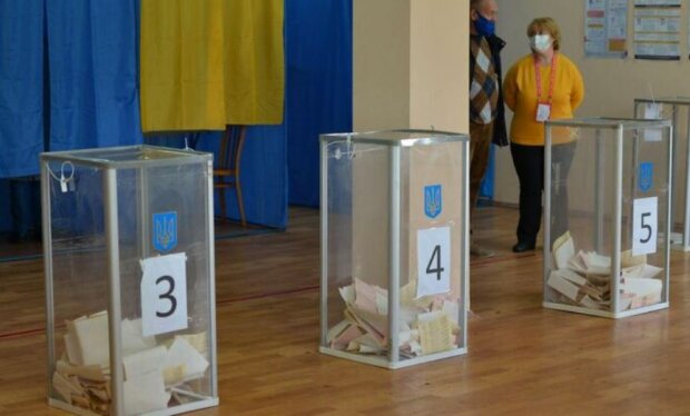 Выборы на Днепропетровщине: стало известно, когда ждать результатов