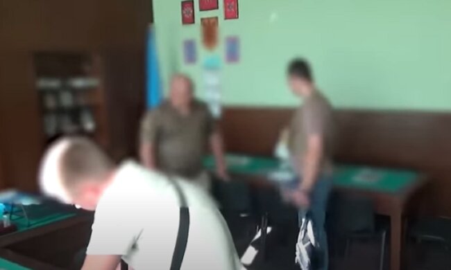 Задержание коррупционера, фото: youtube.com