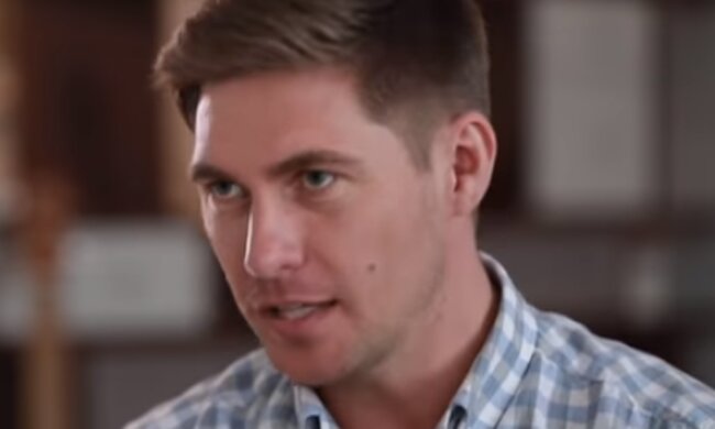 Телеведущий Владимир Остапчук поделился романтическим фото с любимой. Фото: скриншот YouTube