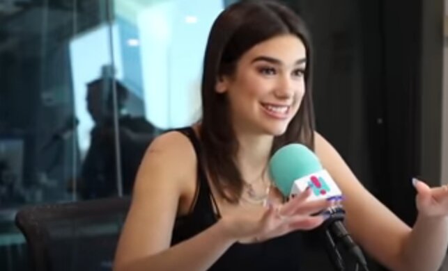 Дуа Липа. Фото: скриншот YouTube