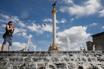 В Украине объявлен чрезвычайный уровень пожарной опасности: синоптики сообщили, какой будет погода на День флага