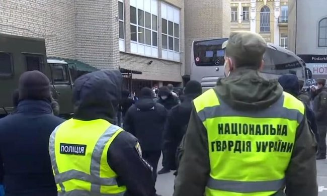 Эвакуированных могут отпустить с обсервации. Фото: скрин youtube