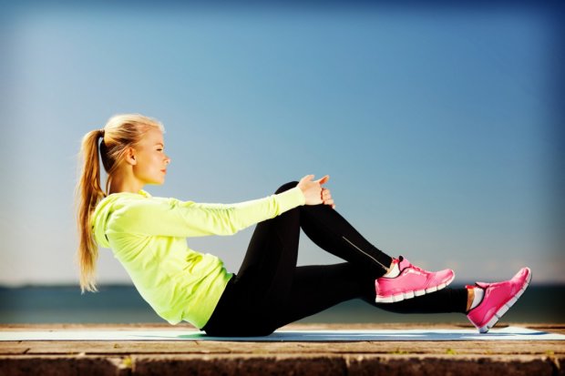 7 упражнений, которые всего за месяц сделают из вас конфетку: без спортзалов и диет