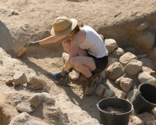 Археологи нашли жвачку 1000-летней давности! И в ней еще сохранилось ДНК