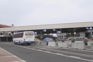 Автомобілі. Фото: скріншот YouTube-відео