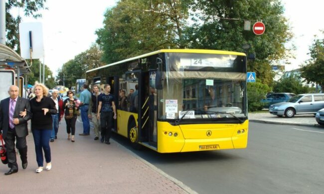 Карантин только вредит людям: киевские перевозчики обратились к Кабмину, терпение лопнуло