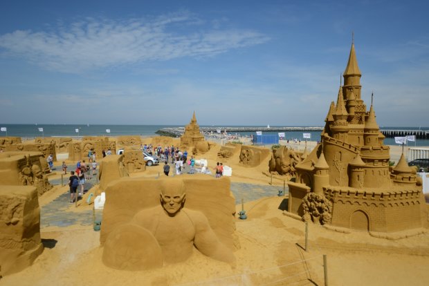 В Бельгии проходит фестиваль фигур из песка: самые яркие фото