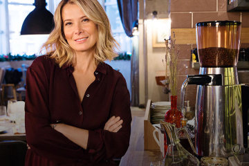 Юлия Высоцкая