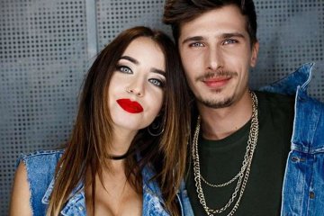 Дуэт "Время и Стекло". Фото из соцсетей