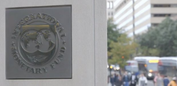 В МВФ рассказали, как коронавирус повлиял на мировую экономику. Фото: скриншот YouTube