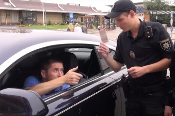 Полиция, скриншот из YouTube