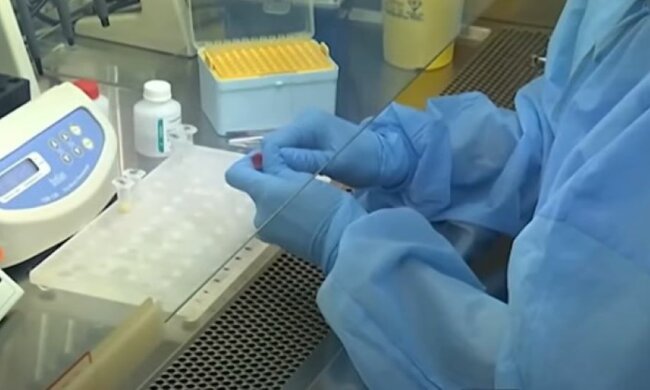 Статистика заразившихся COVID-19. Фото: скриншот Youtube