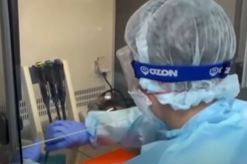 Наконец-то небольшой спад: Минздрав обнародовал статистику за сутки – цифры все еще пугающие