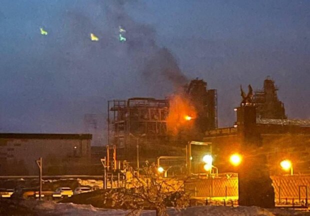 Не тільки завод із "шахедами": вночі ще один дрон розніс НПЗ у Татарстані