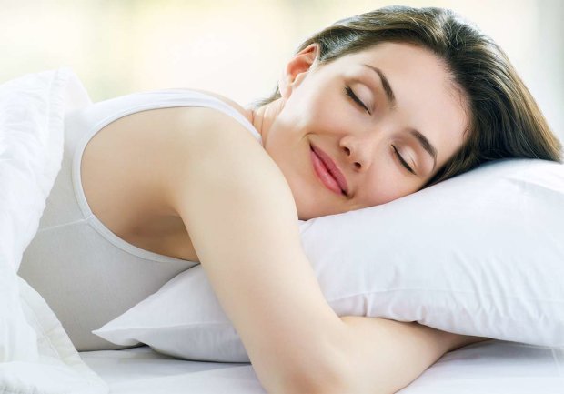 Любительницы спать при свете расплачиваются лишним весом