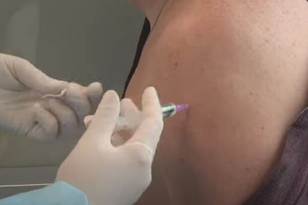 Вакцинация. Фото: скриншот YouTube-видео