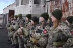 Женщины в ВСУ. Фото: скриншот YouTube-видео