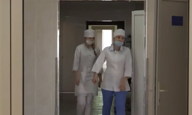 Медики. Фото: скриншот Youtube-видео