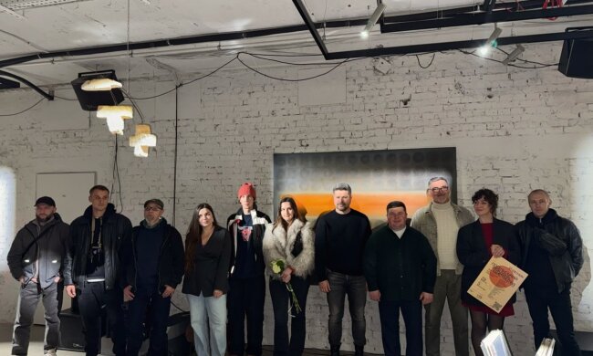 Мистецтво за знайомими дверима: на Подолі проходить тиждень відкритих культурних просторів