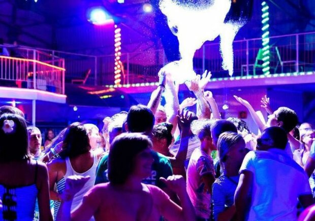 В Киеве возьмутся за ночные клубы и дискотеки: Кличко, наконец, заметил