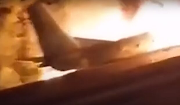На Харьковщине упал самолет. Фото: скриншот видео